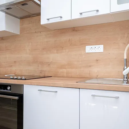 Apartman Family Friendly With A Swimming Pool - 22530 *